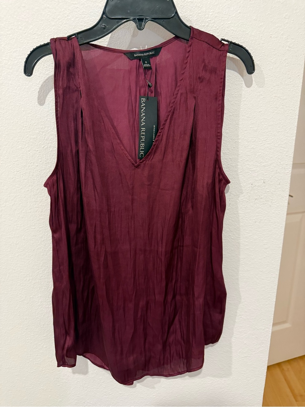 Burgundy tank top